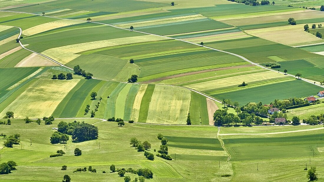 Landschaft aus Vogelperspektive 